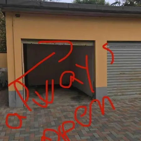 Attico Con Garage Coperto