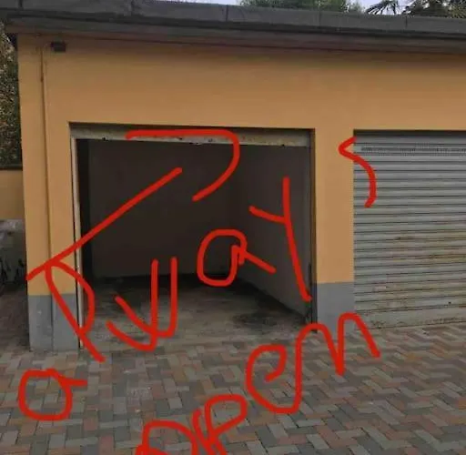 Attico Con Garage Coperto